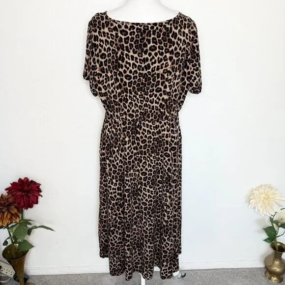 Torrid Leopard Animal Print Challis Dress Size 2X Office Professional Party - Picture 3 of 5